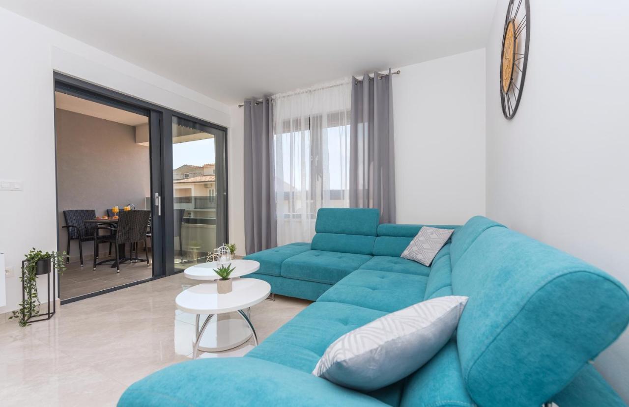 Apartment Ema Makarska Exteriör bild