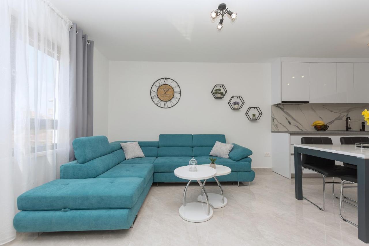 Apartment Ema Makarska Exteriör bild